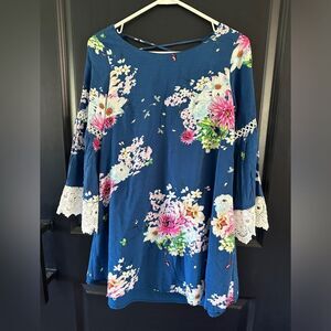 Davi & Dani Anthropologie Floral Dress Lace Blue Bell Sleeves Boho Medium